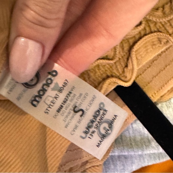 Mono B Tan Fitted Crop Tank Top - Picture 4 of 4